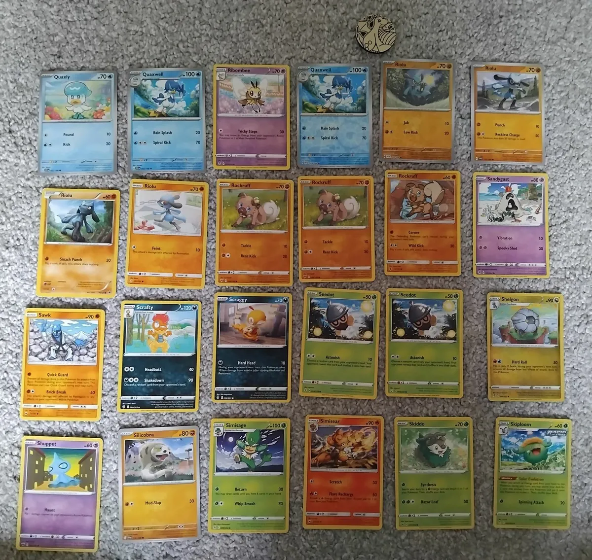 268 Pokemon cards & Charzard coin - Image 2