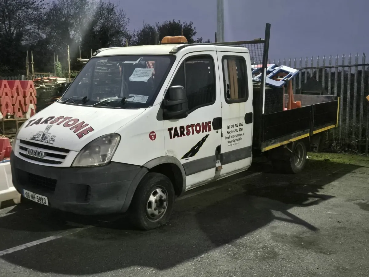 IVECO CREW CAB 2008 - Image 1