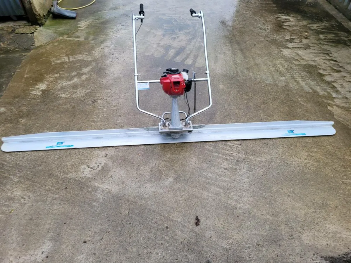 BETON 3m CONCRETE SCREED - Image 1
