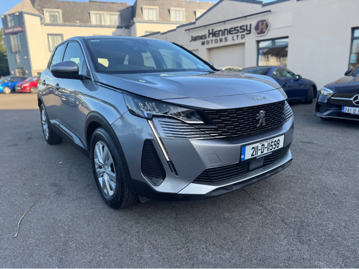 Peugeot 3008 FL ACTIVE 1.2 130 6.3 4DR - Image 1
