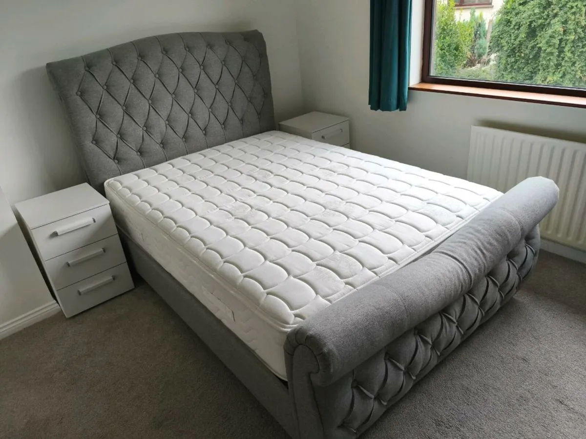 Bedframe, mattress and bedside cabinets - Image 1