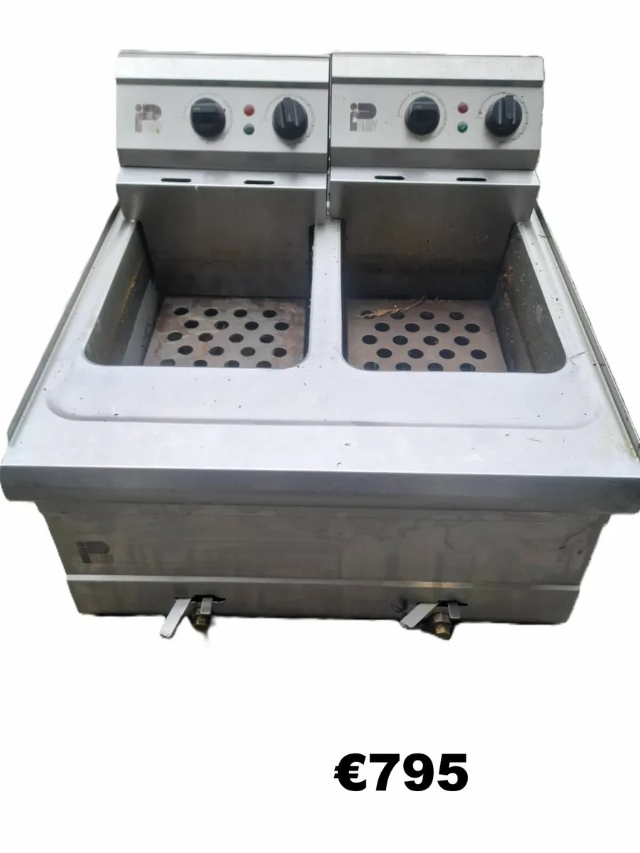 Commercial kitchen equipment - gas cookers - Image 3