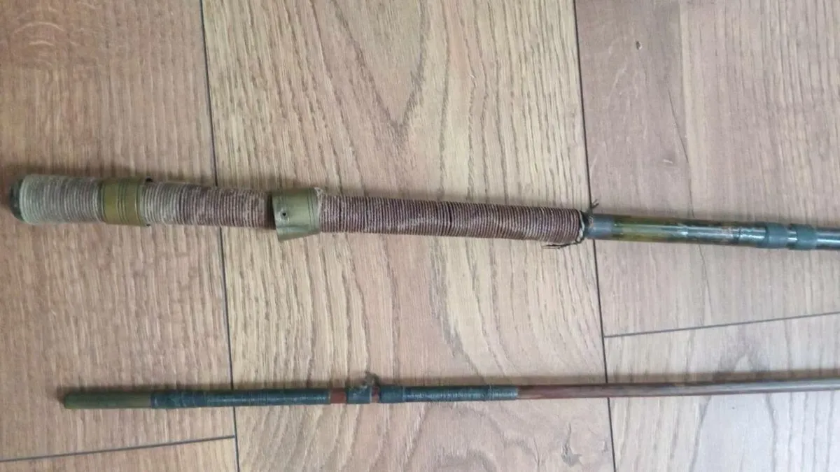 Vintage cane fishing rod - Image 3