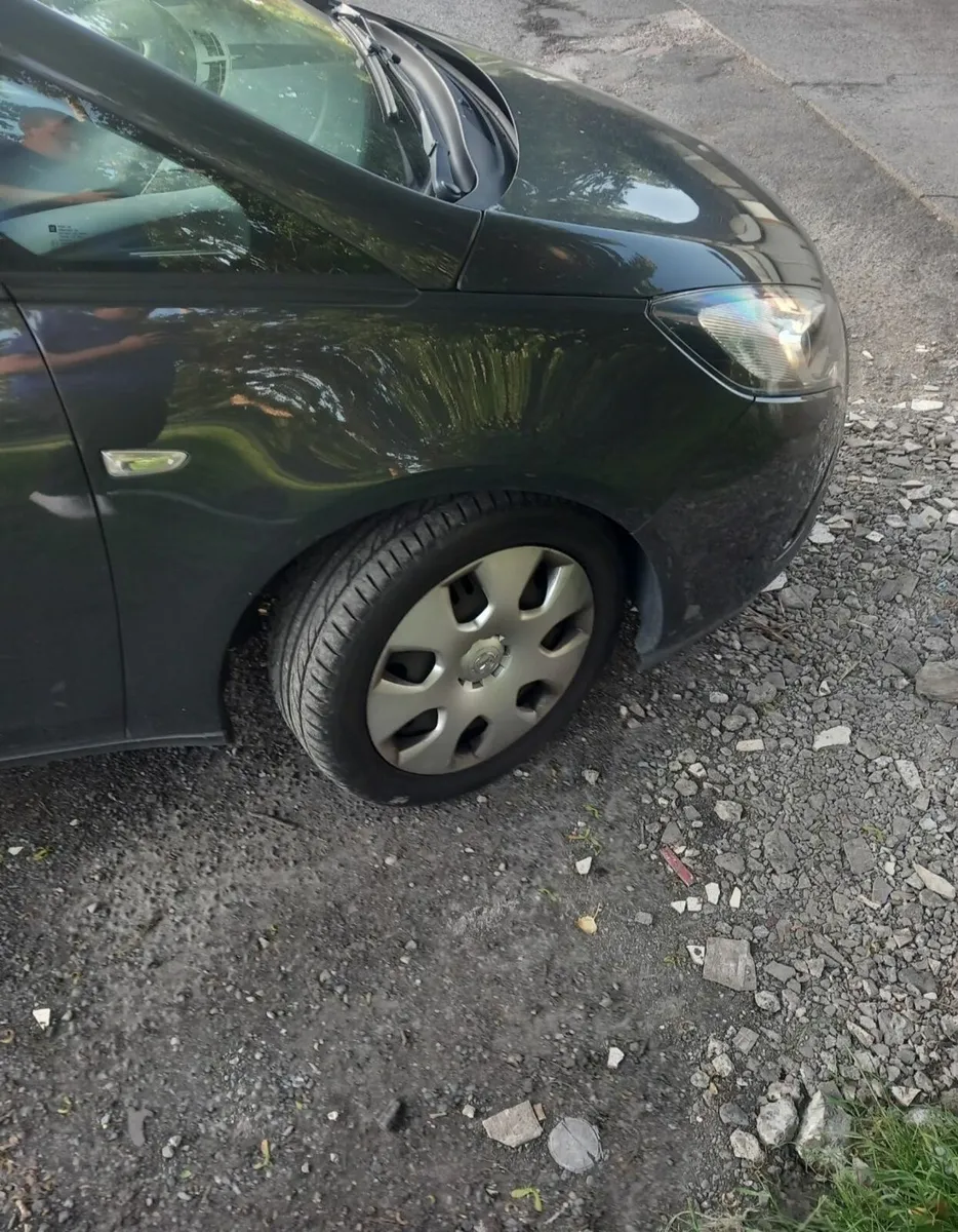 Opel Zafira 2016 - Image 3