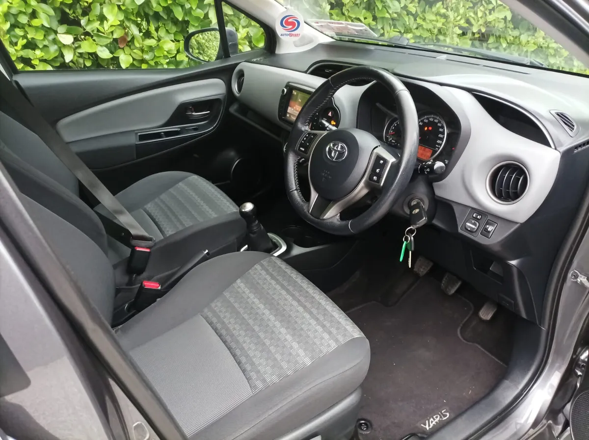 Toyota Yaris 1.0L Manual, 2016 - Image 2