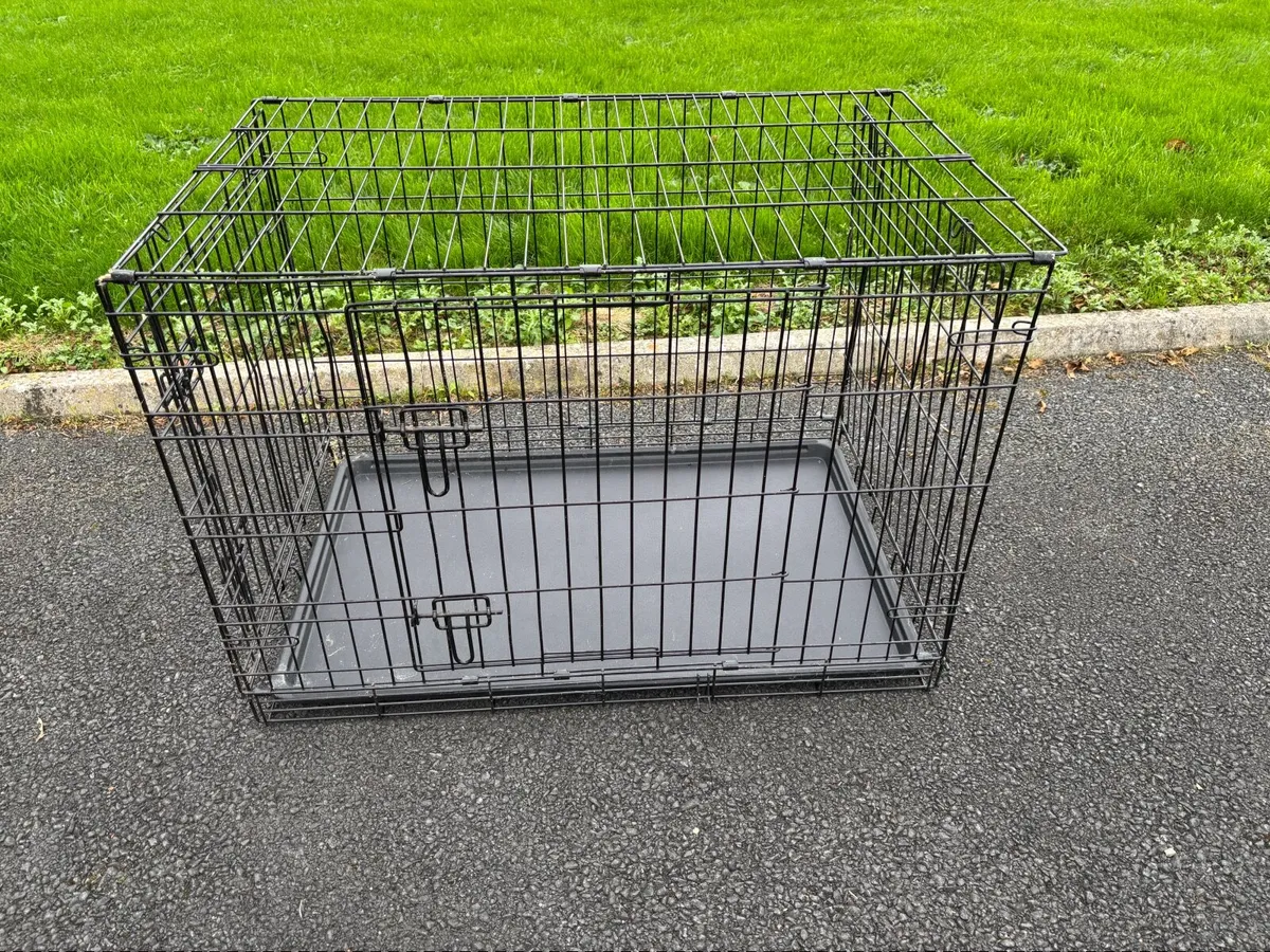 Dog crate - Image 1