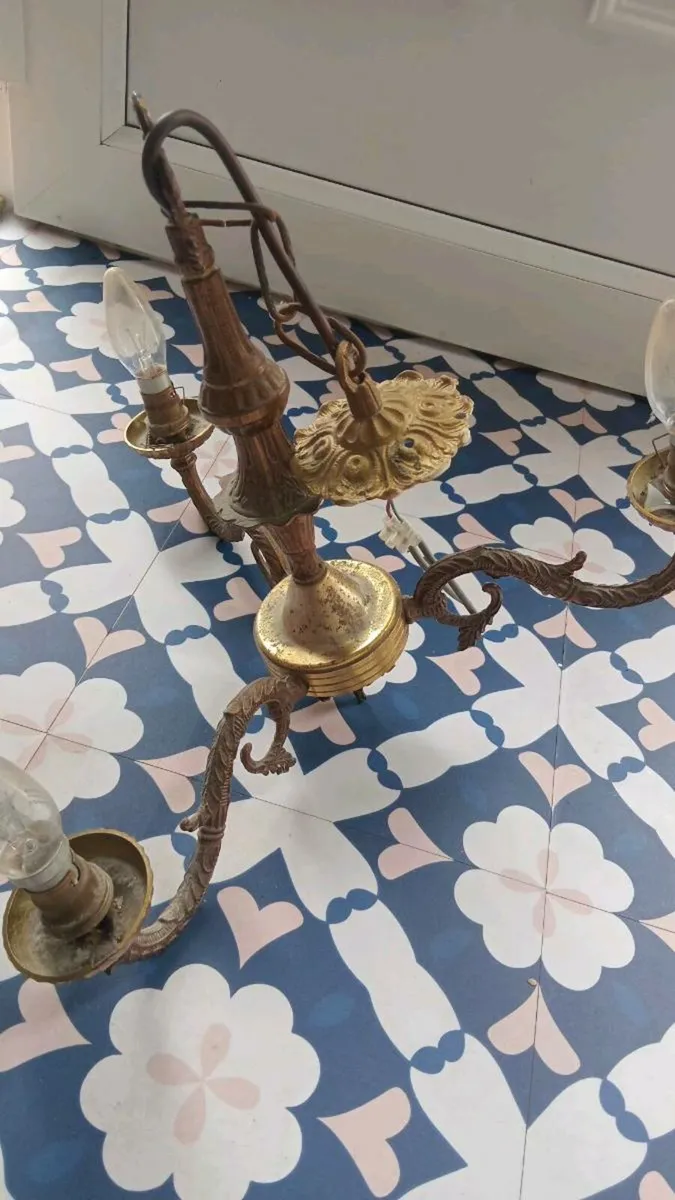 Vintage chandelier - Image 1