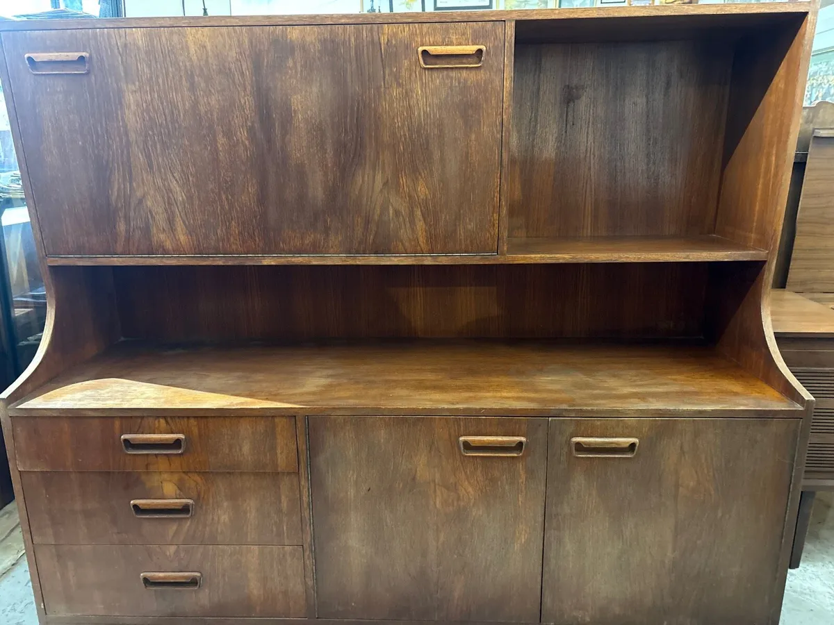 Midcentury Desplay cabinet - Image 1