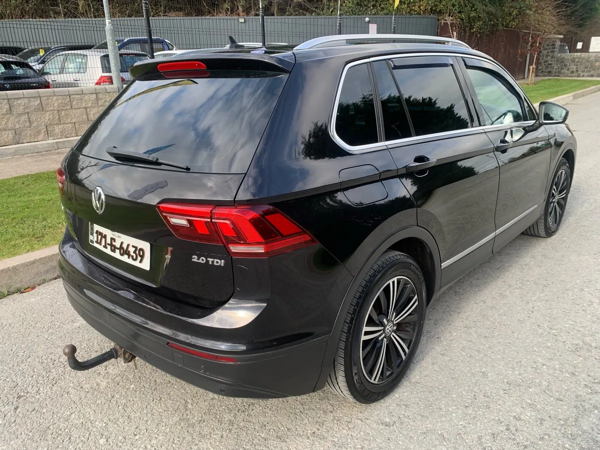 2017 Volkswagen Tiguan, Nctd 1/27, taxed 8/26 - Image 4