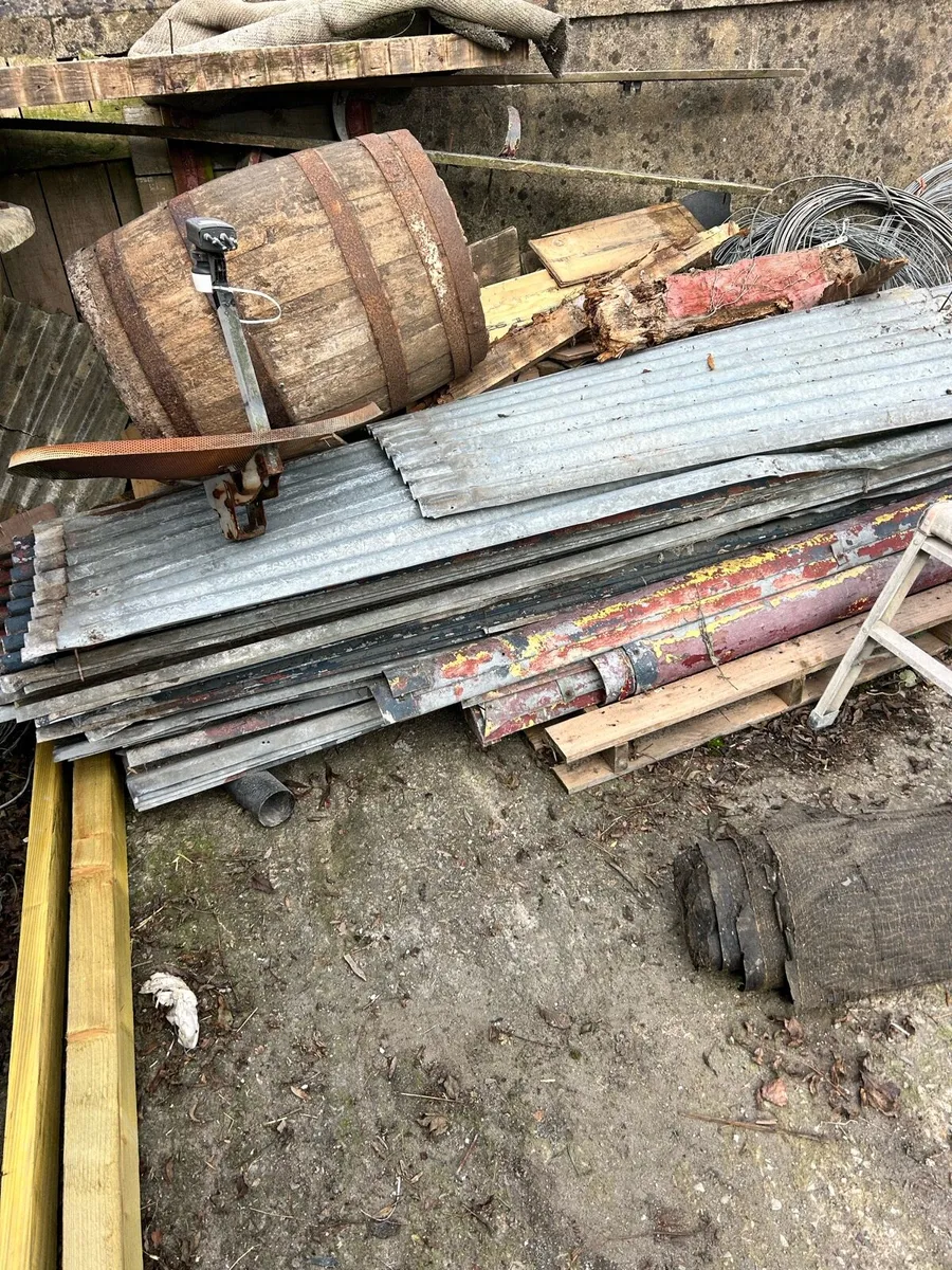 30 sheets of galvanised sheeting - Image 2