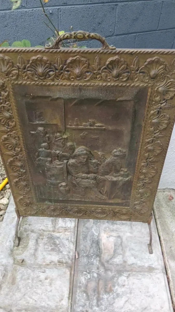 Vintage brass fire screen - Image 1