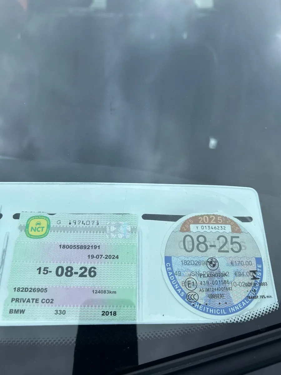 BMW 3-Series 2018 - Image 2