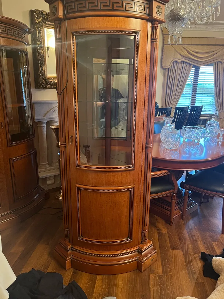 Dresser with two corner pieces - Image 2