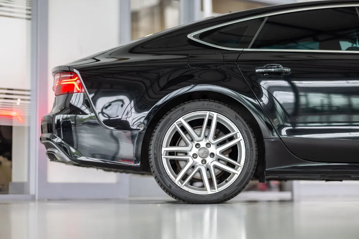 Audi A7 TDI 3.0 218 QUATTRO S 4DR S-TRONIC LINE - Image 3