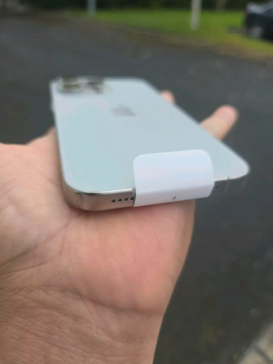 Apple iPhone 15 Pro Max New out of the Box - Image 3