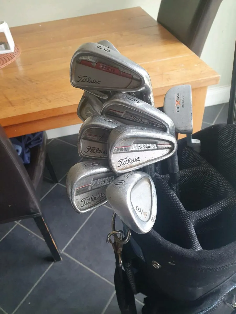 SET OF GOLF CLUBS - Image 3