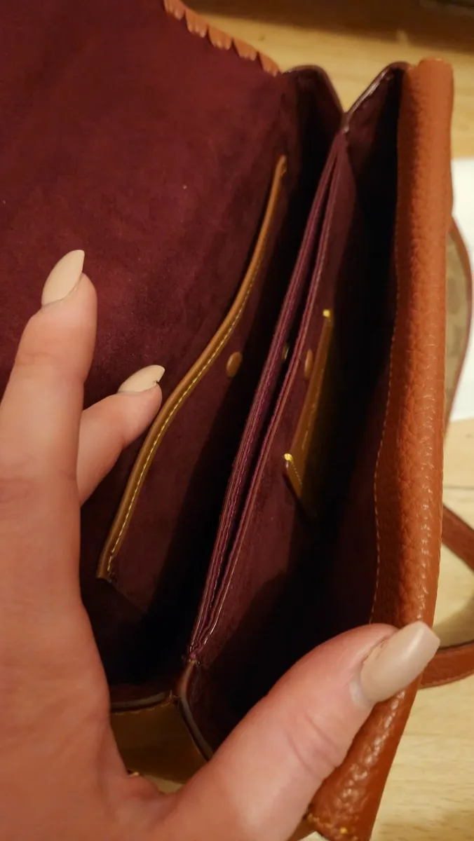 Designer COACH handbag - Image 4
