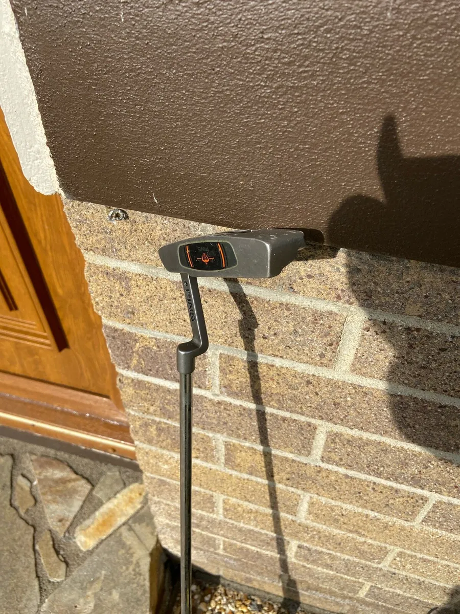 Ping. 1/2. Moon.   Putter - Image 1