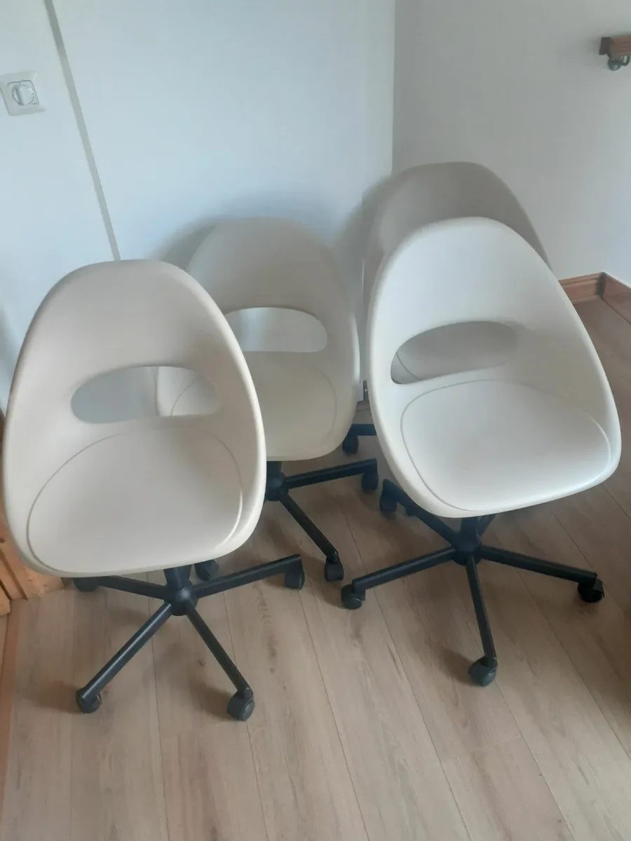 Swivel chairs x 4 (Ikea brand) - used - Image 1