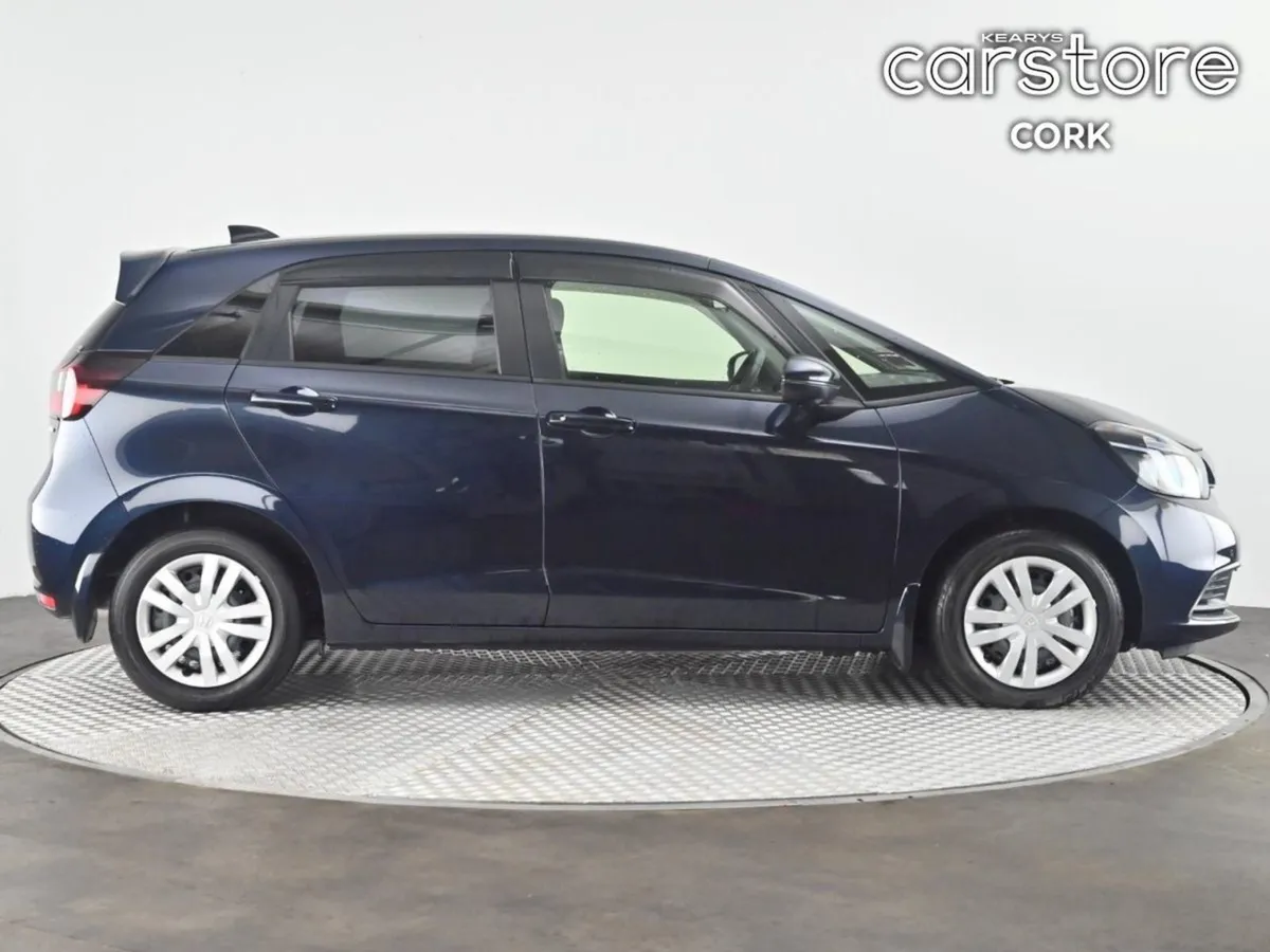 Honda Fit FIT Hybrid 5 DR Auto - Image 3