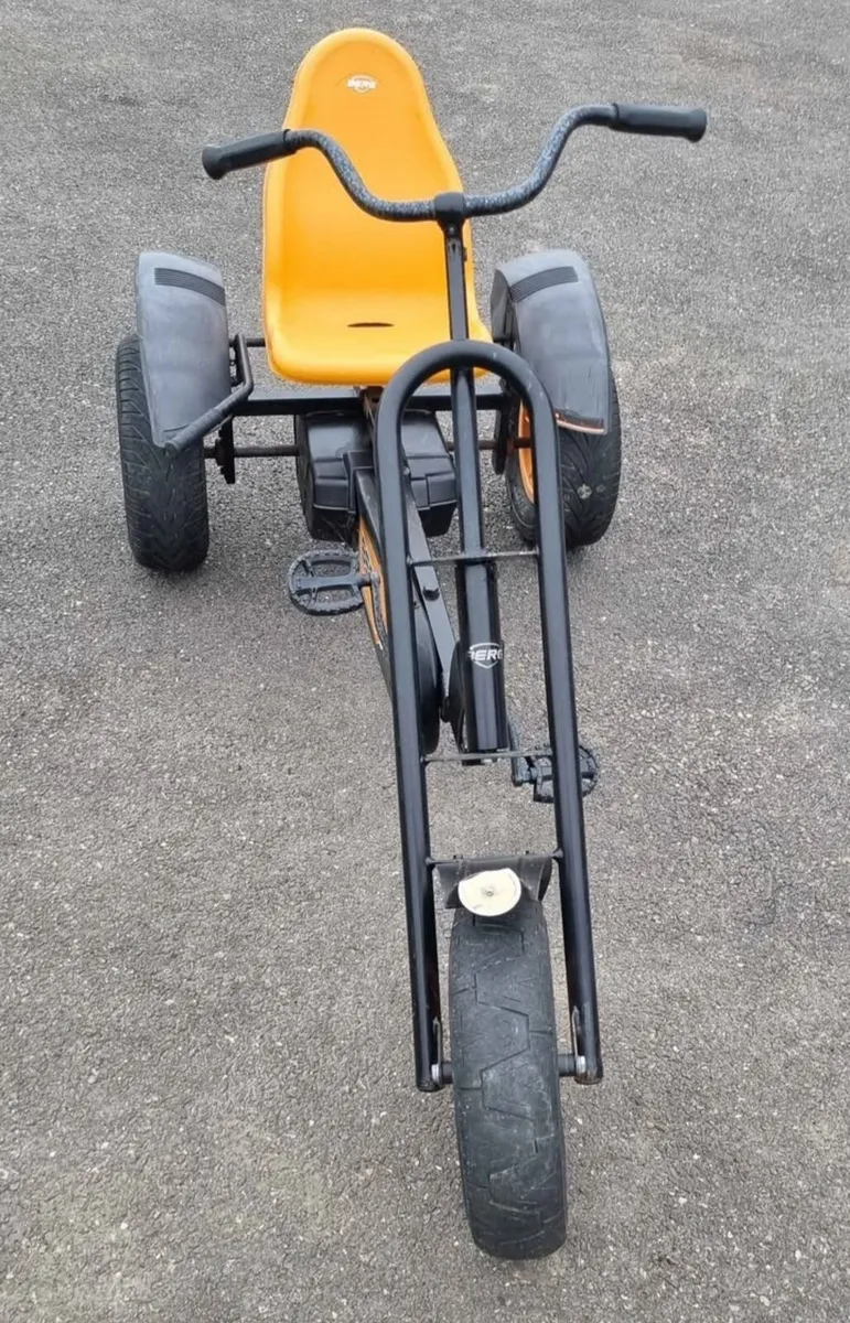 Burg go cart - Image 1