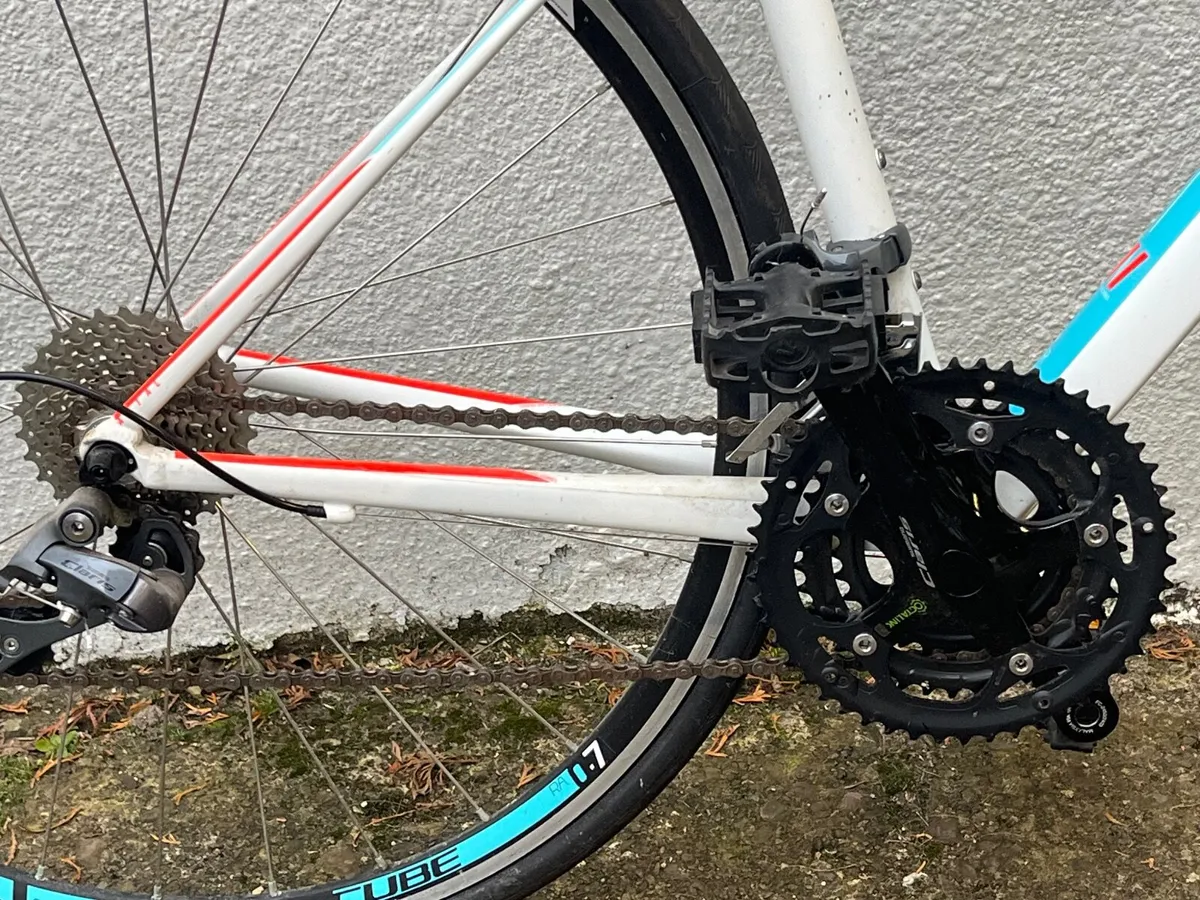 Cube Axial Road Bike - Image 3