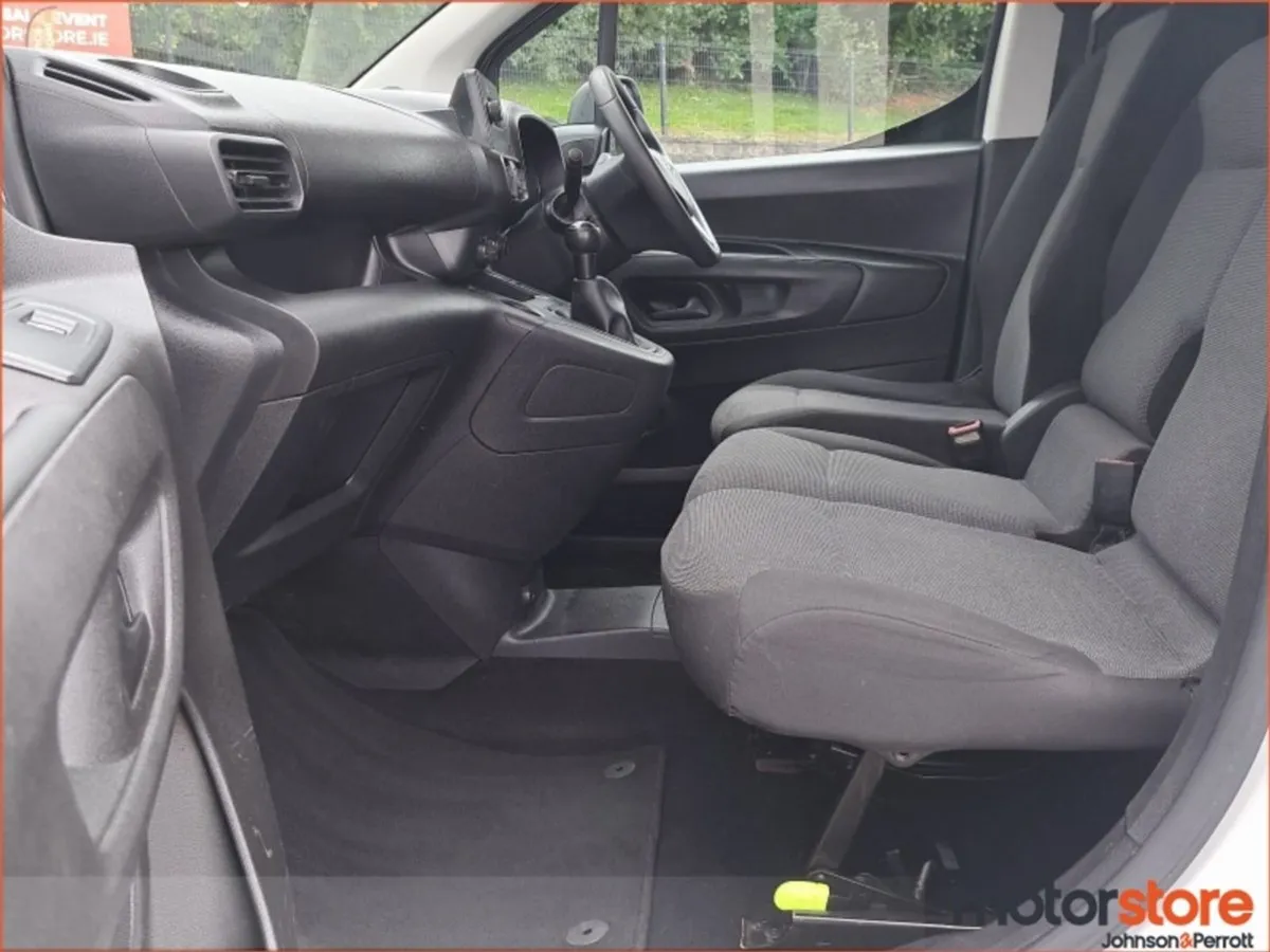 Opel Combo Combo L1h1-1.5 75bhp -diesel-5 S (pric - Image 4