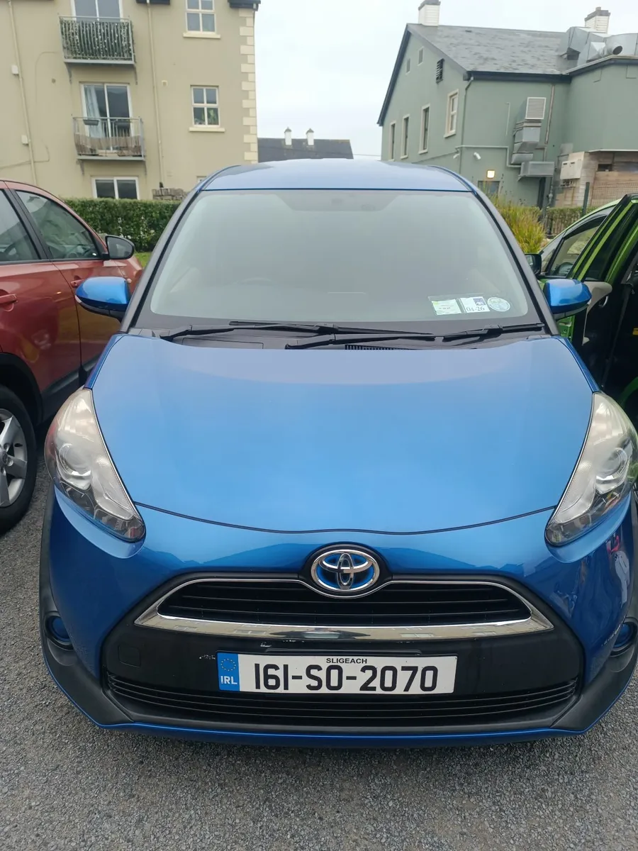 Toyota Sienta 2016, hybrid automatic, 7 seater - Image 3