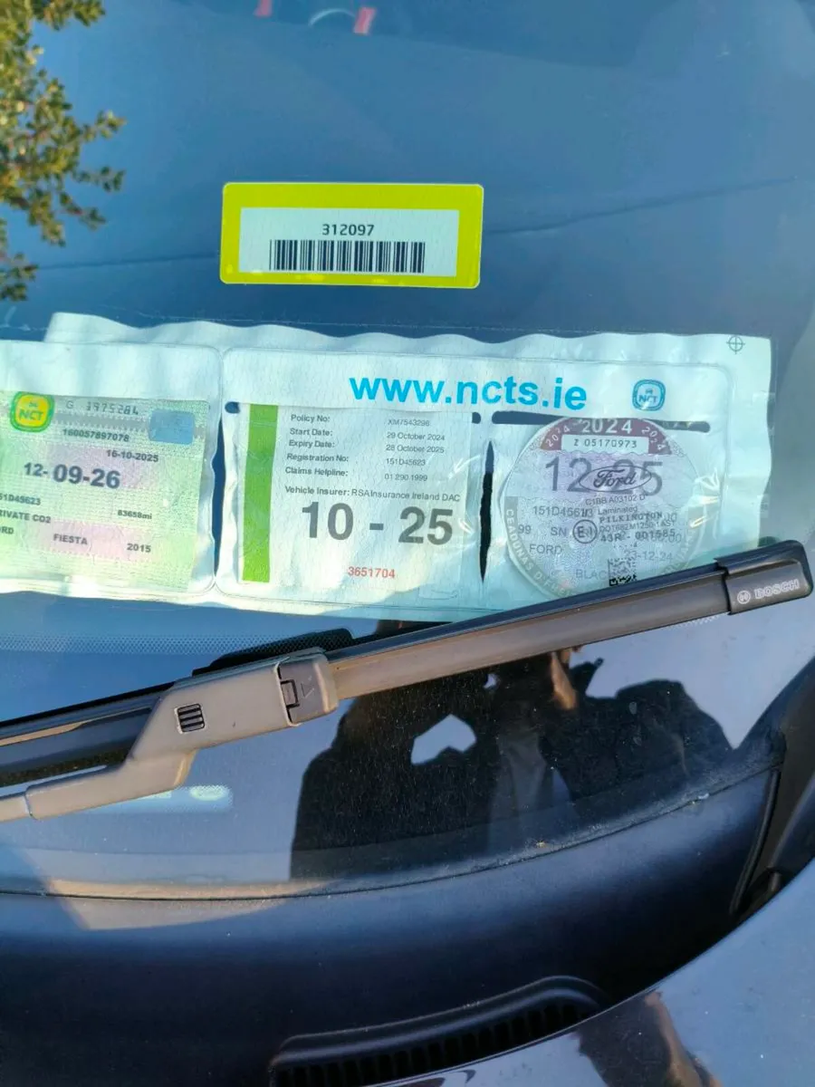 2015 Ford Fiesta 1.0 Titanium - Image 2