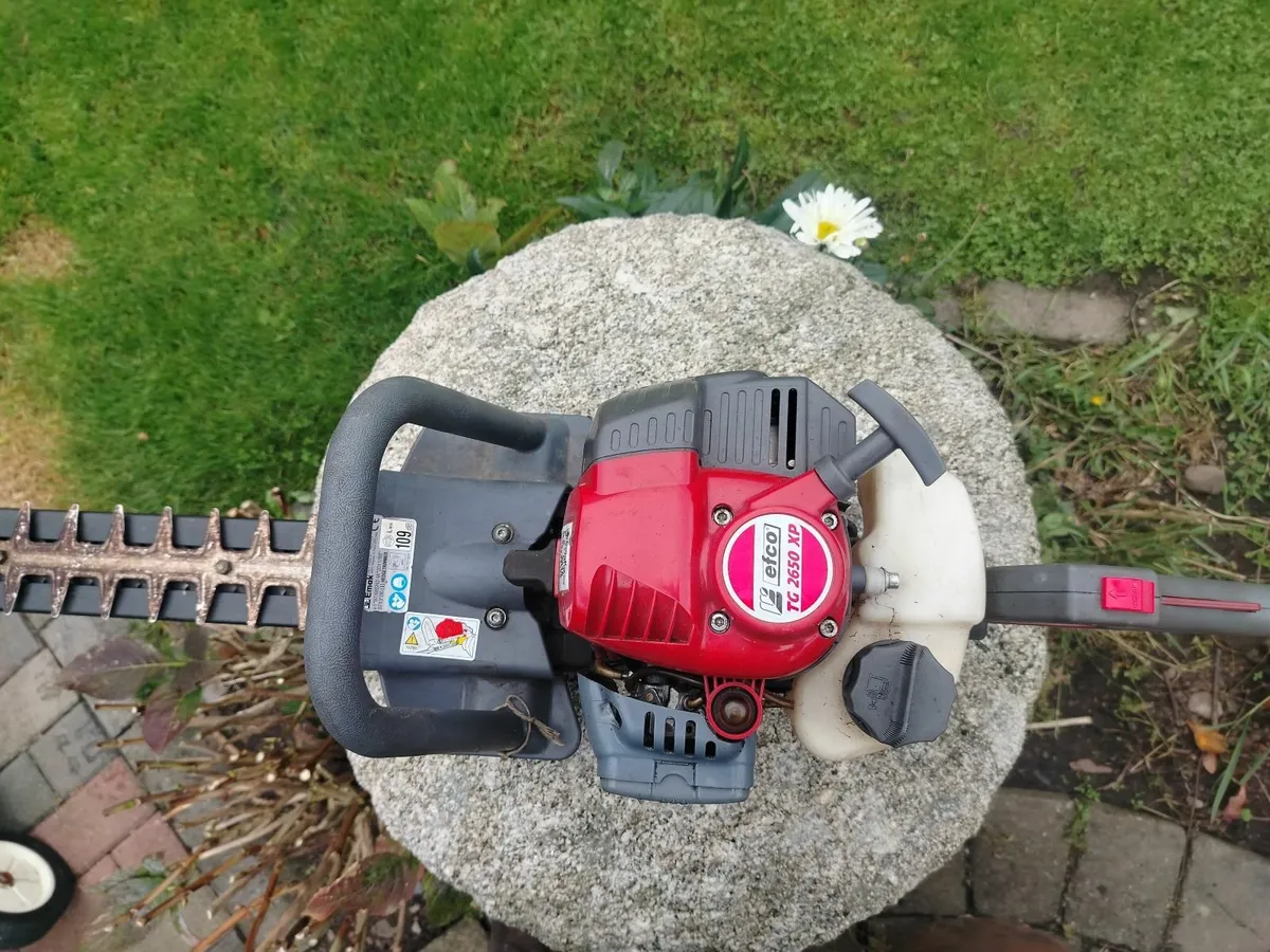 Efco  hedge trimmer - Image 1