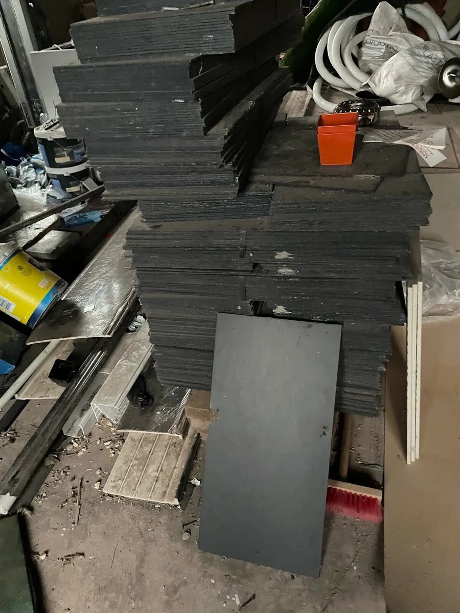 Roof slates - Image 1