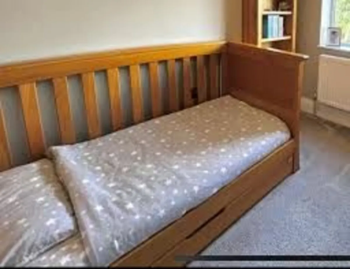 Mamas & Papas OCEAN cot-bed - Image 4