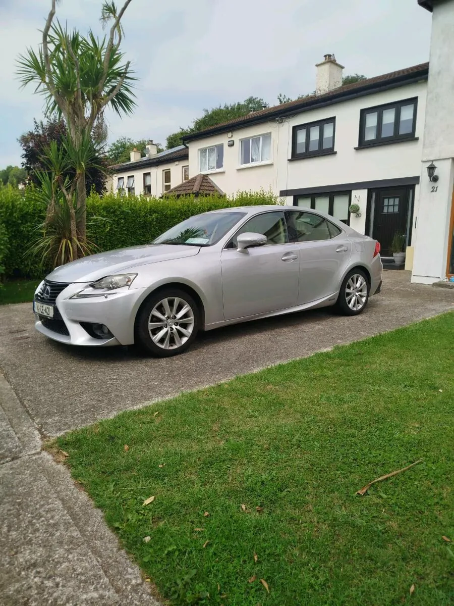 11950€LEXUS IS300H 225BHPsale/swap for bigger car - Image 4