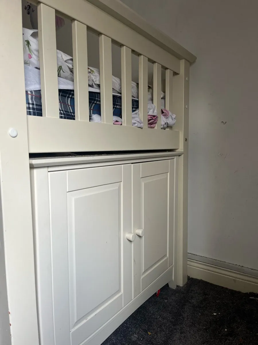 Mid sleeper bed - Image 4