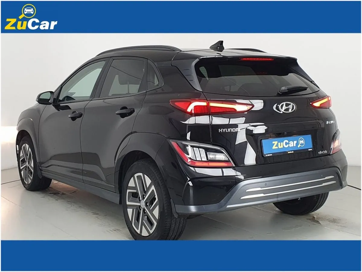 Hyundai Kona  162 Kona EV Premium 64 kWh - Image 4