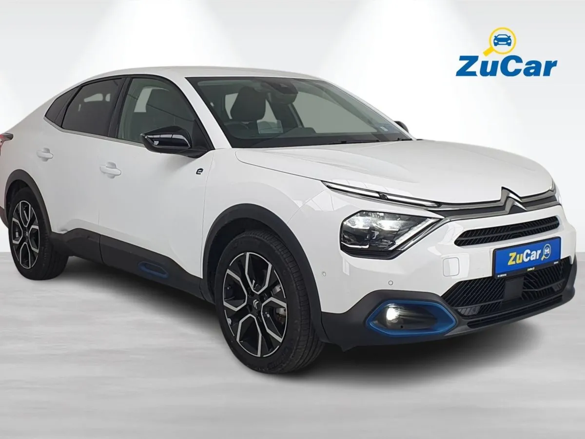 Citroen E-C4 X   216 E-c4 X Shine Shine Plus 136 - Image 1