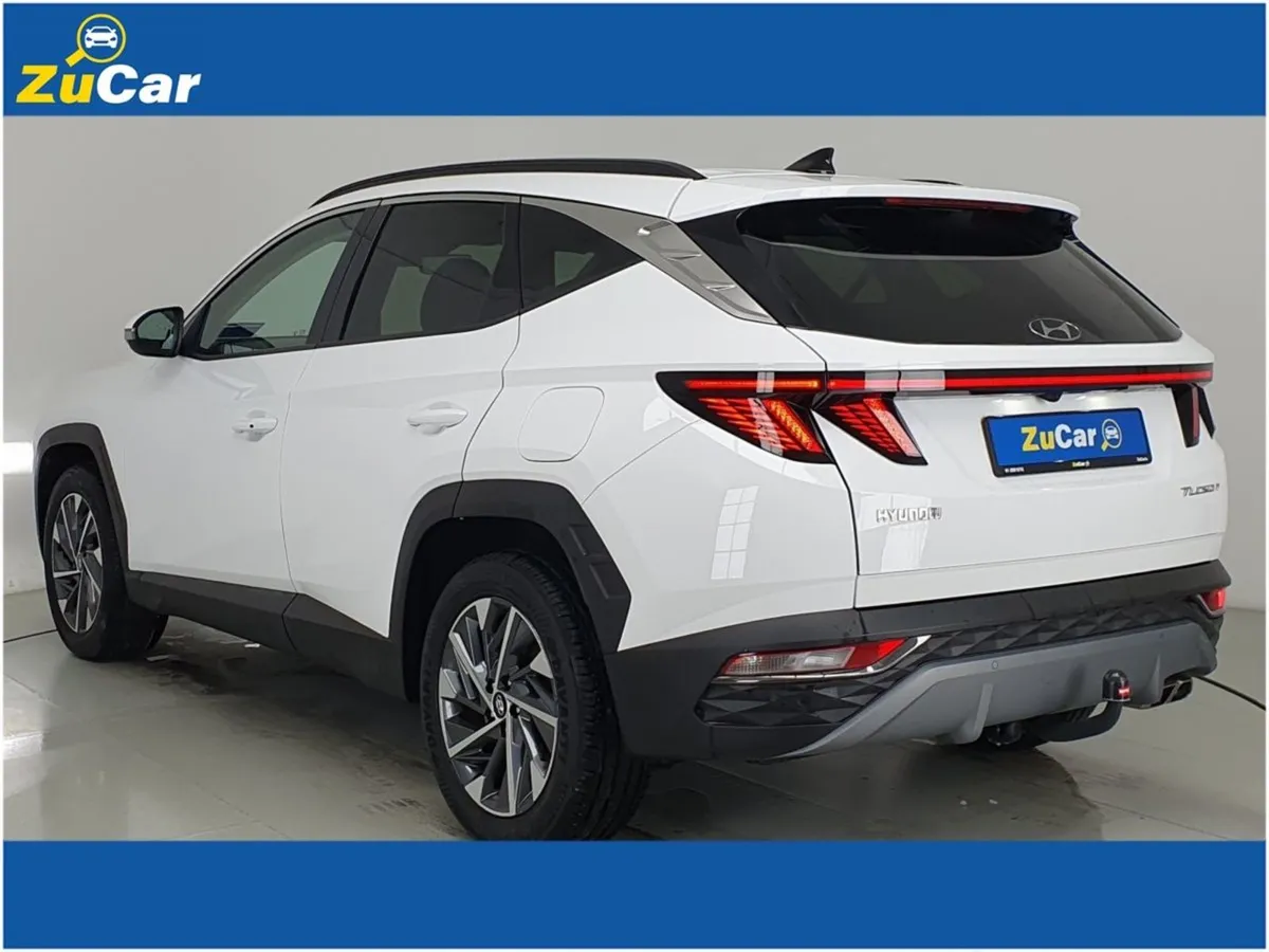 Hyundai Tucson  298 2WD Executive Plus - Image 4