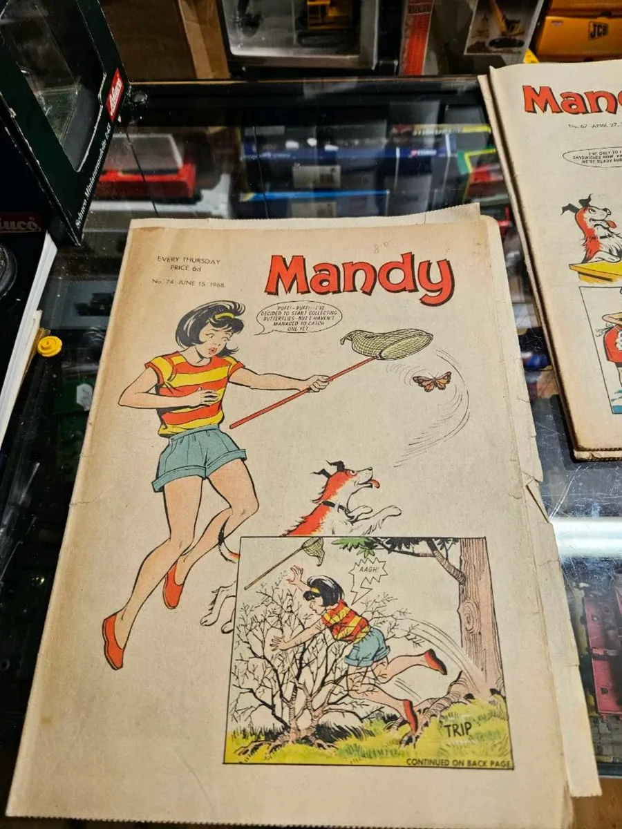 Vintage 1960's Mandy Comics - Image 4
