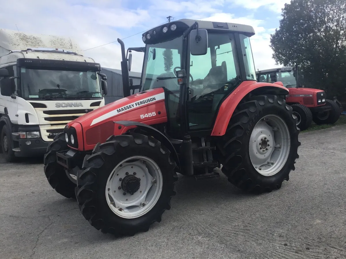 Massey Ferguson 5455 - Image 2