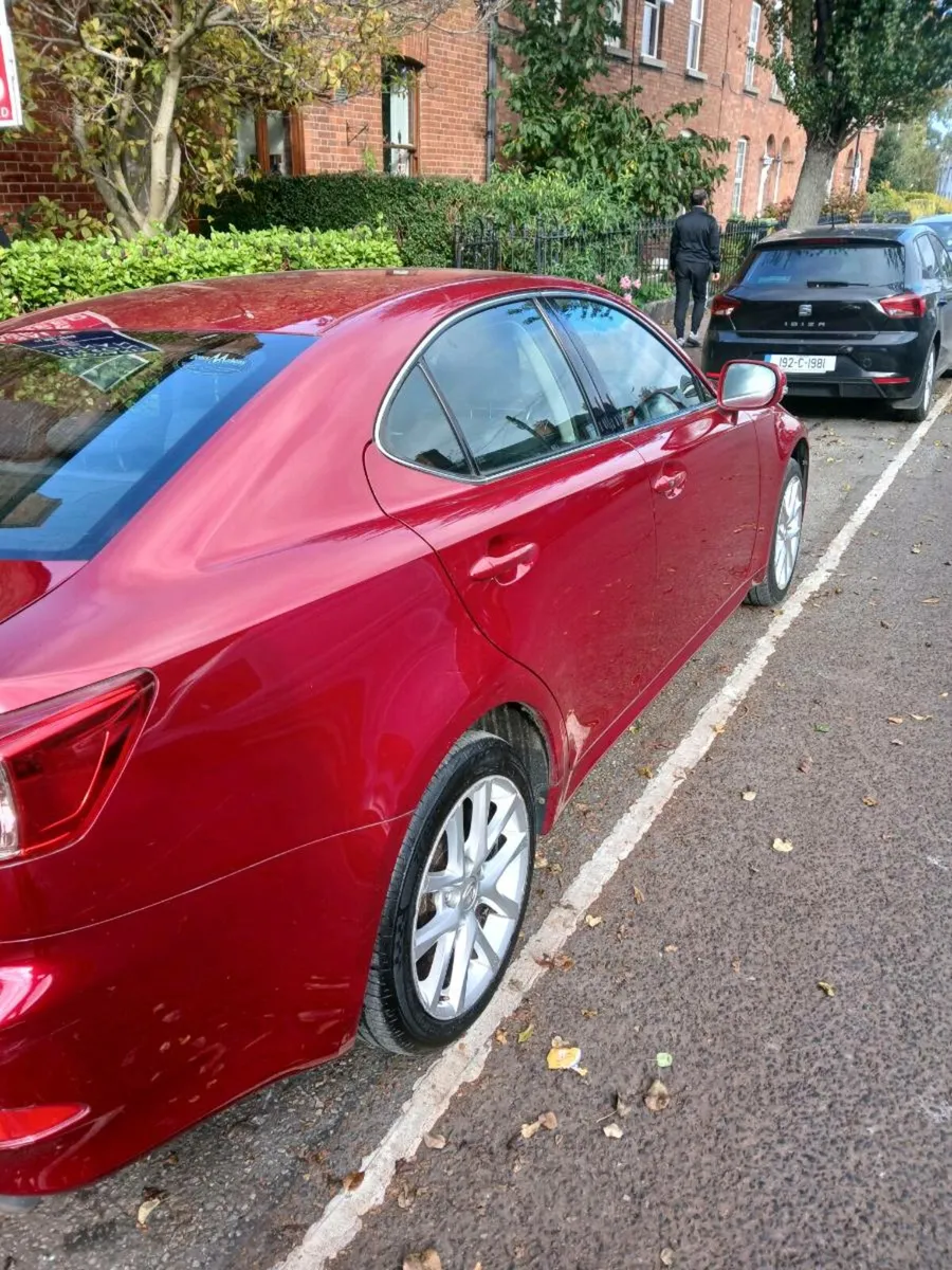 LEXUS IS200D - Image 4
