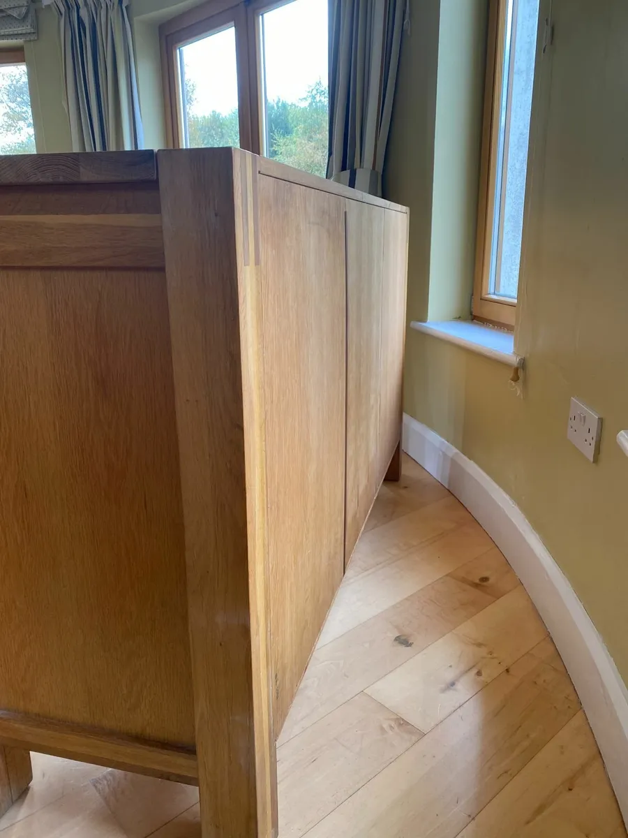 Solid Oak Living Room Cabinet & Console - Image 4