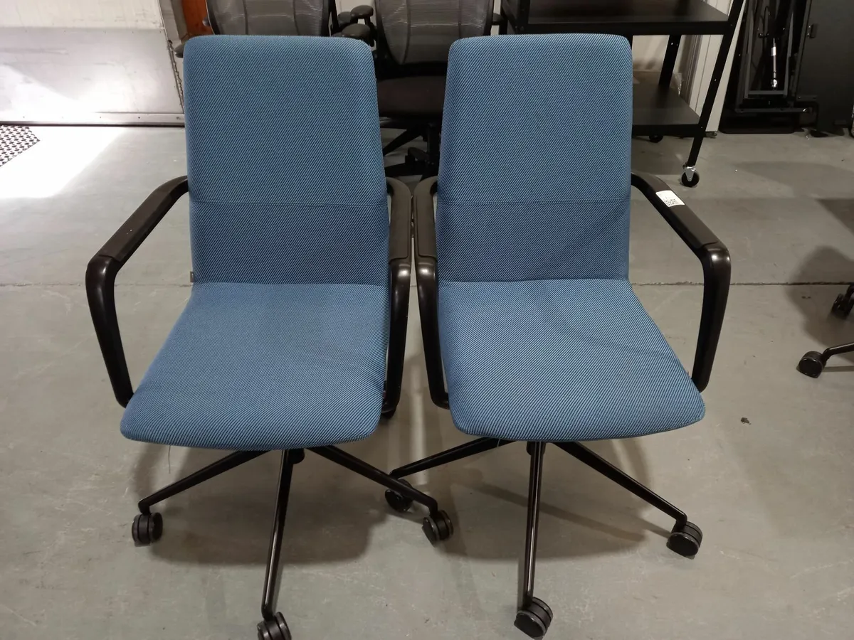 Online Auction Of Office Chairs & More! - Image 1