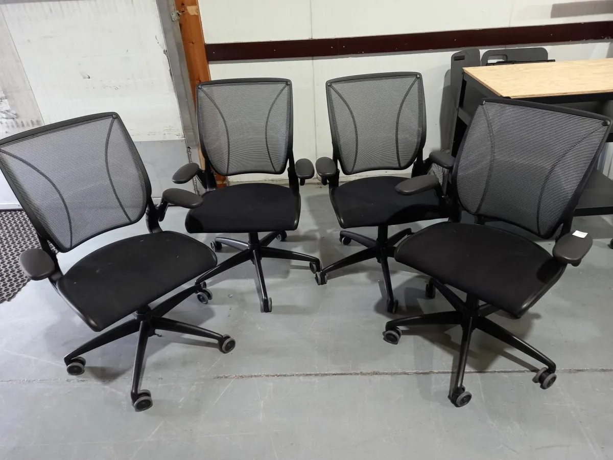 Online Auction Of Office Chairs & More! - Image 1