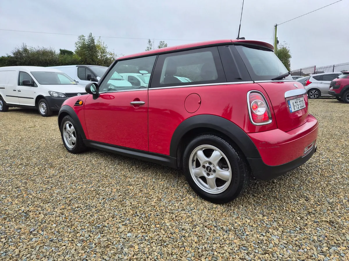 Mini One 2011 long NCT and tax - Image 4