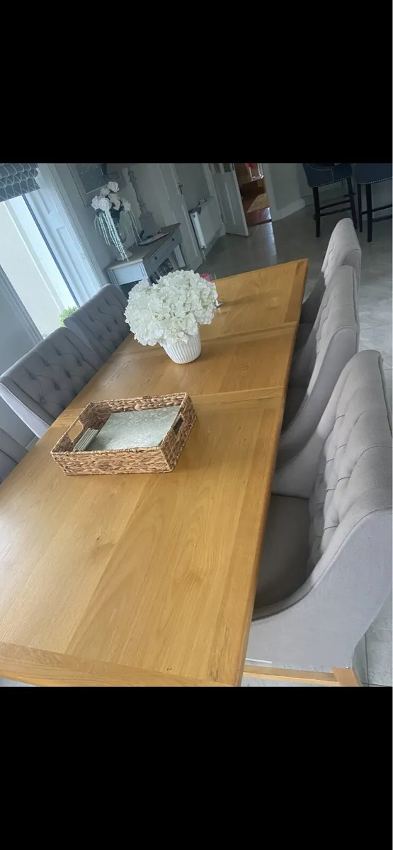 Dining chairs - Image 2