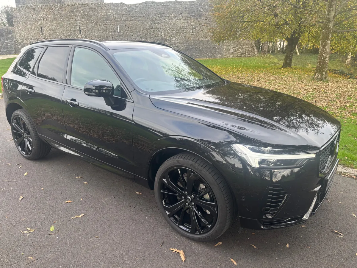 Volvo XC60 Black Edition Plus - Image 1