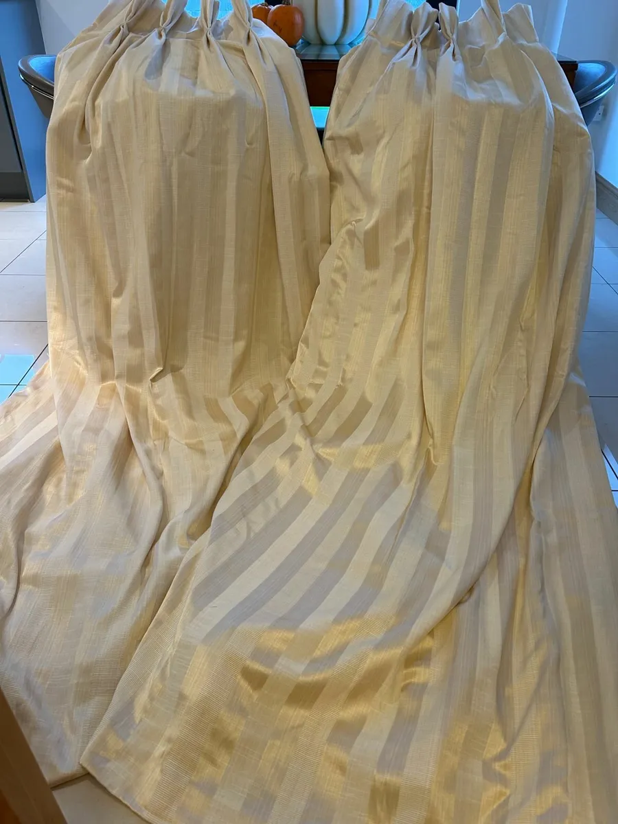 Curtains - Image 1