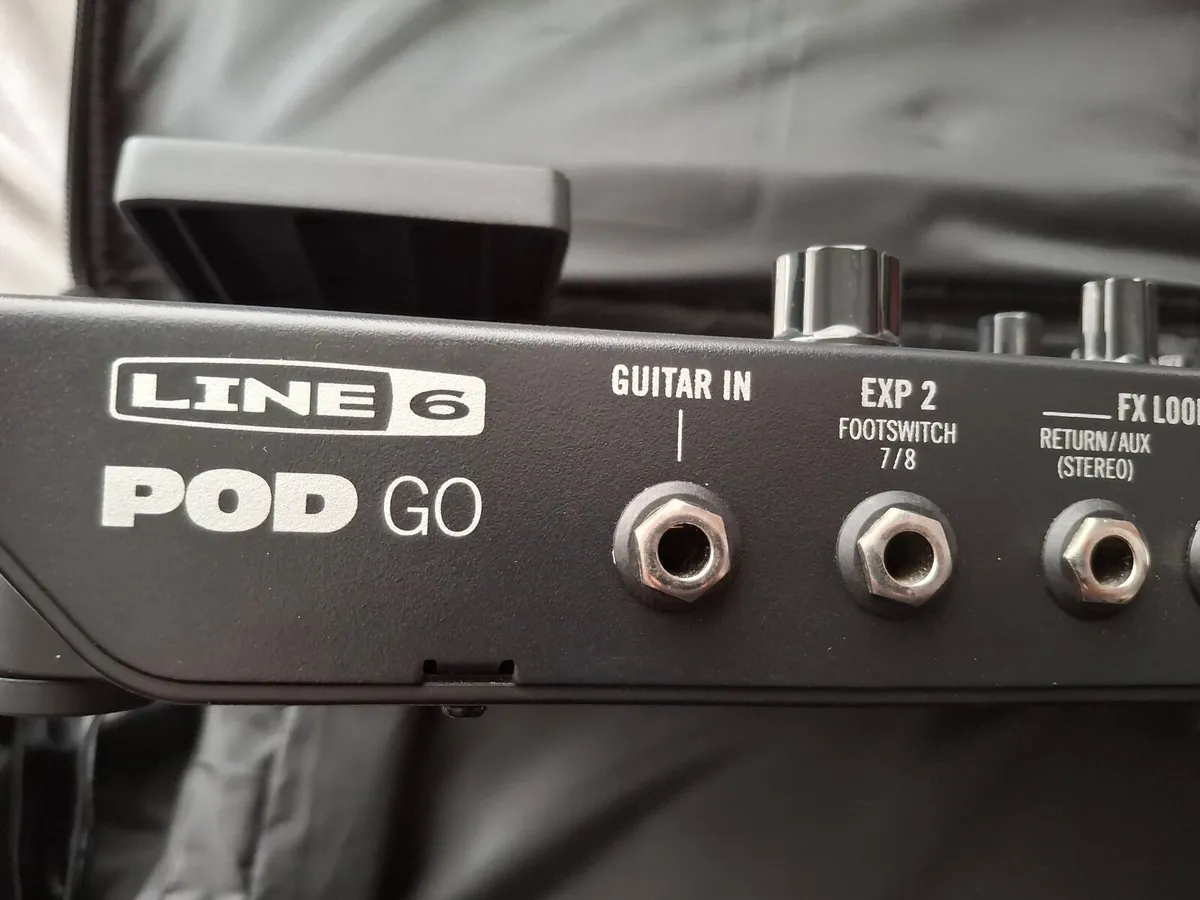 Line6 pod go with case - Image 3