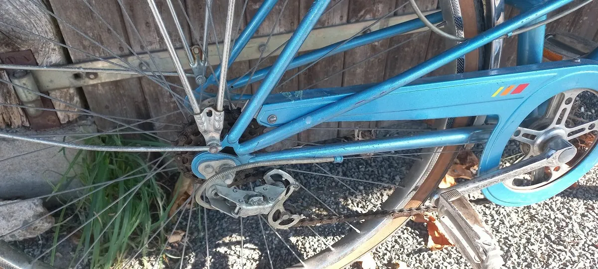 ladies vintage original MBK Country  bicycle - Image 3