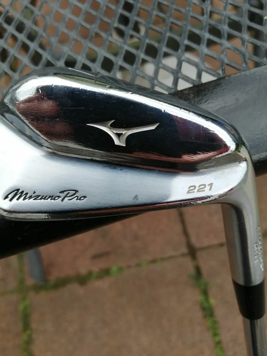 Golf clubs - Image 1